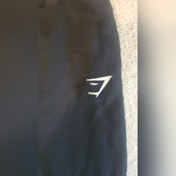 GYMSHARK Black Joggers with SHARK Logo SIZE MEDIUM - Picture 4 of 7